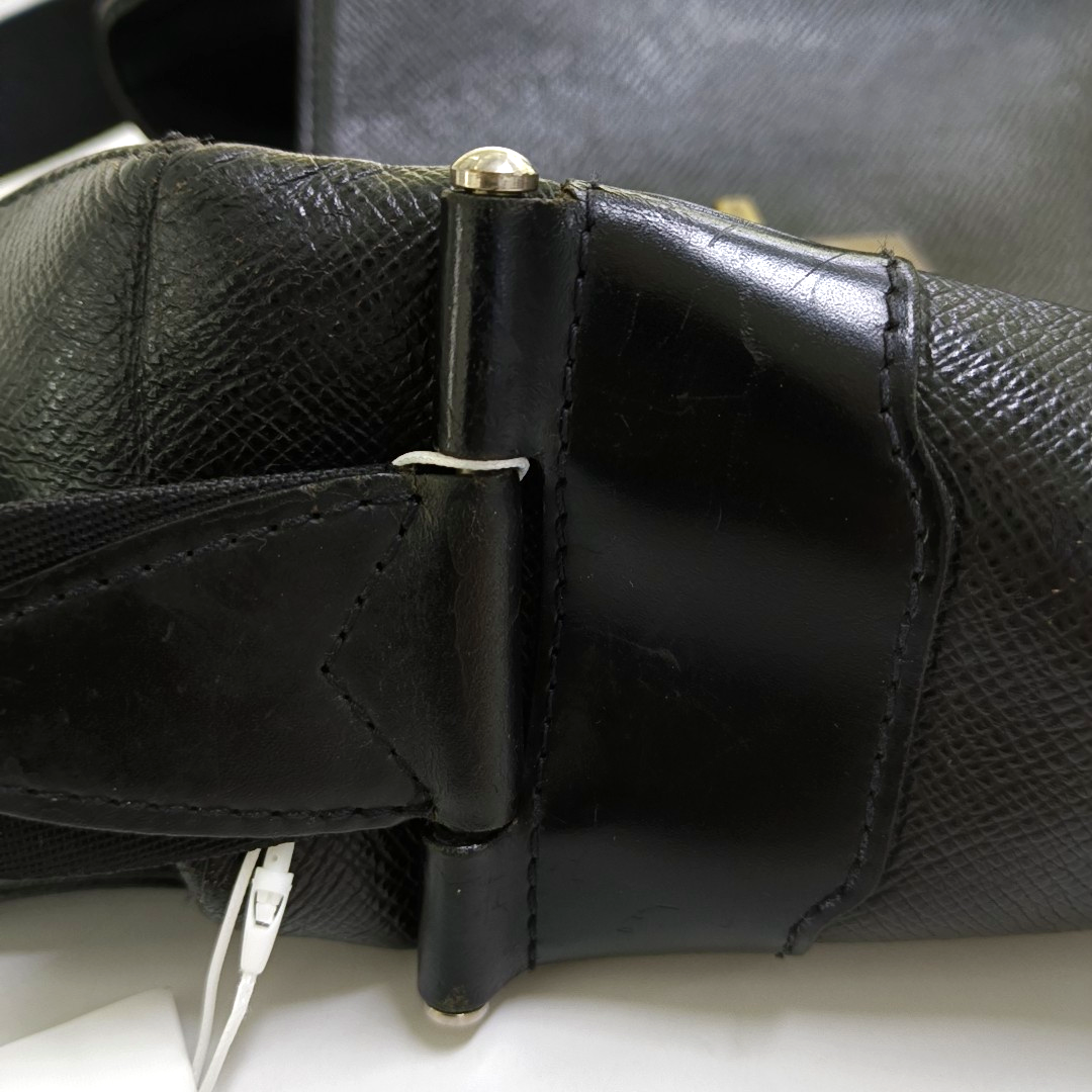 LOUIS VUITTON YARANGA Black Leather Embossed Single Shoulder Bag Tote Silver Hardware-(SKU)-942031838