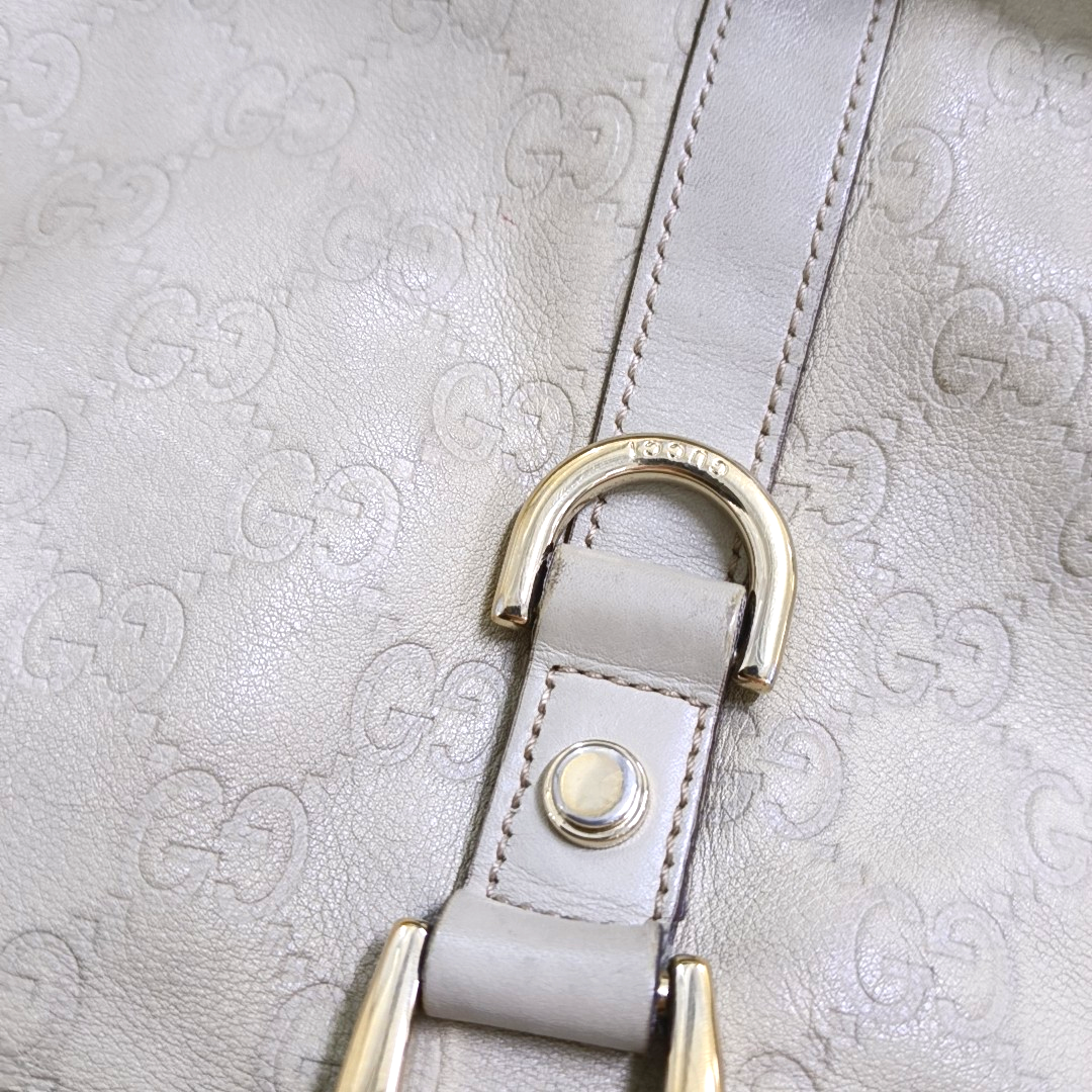 GUCCI Abbey White cowhide 老花压纹 (monogram embossed) shoulder bag/handbag Golden hardware-(SKU)-957784065