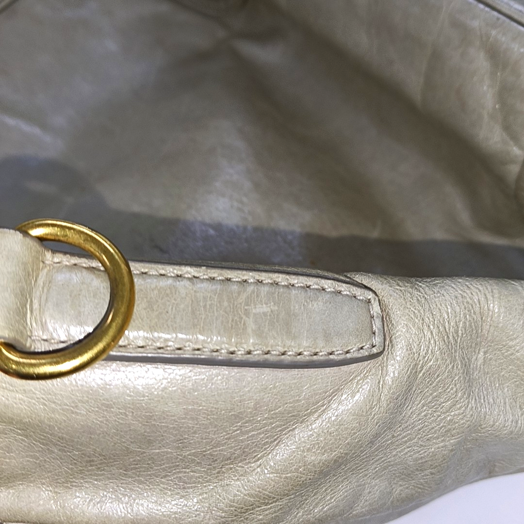 PRADA Green Cowhide Handbag Shoulder Bag Golden hardware-(SKU)-13786138