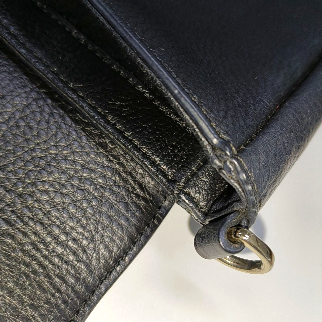 COCCINELLE Black Leather Single Shoulder Bag Golden hardware Removable shoulder strap-(SKU)-14421257
