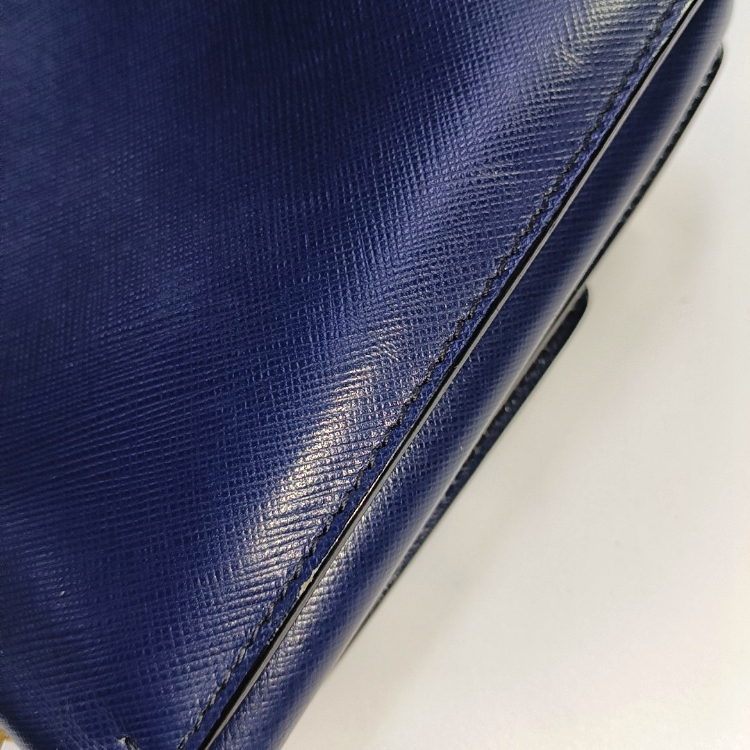 FERRAGAMO Ginny Blue Cowhide Crackle Crossbody Shoulder Bag Golden hardware-(SKU)-932733339