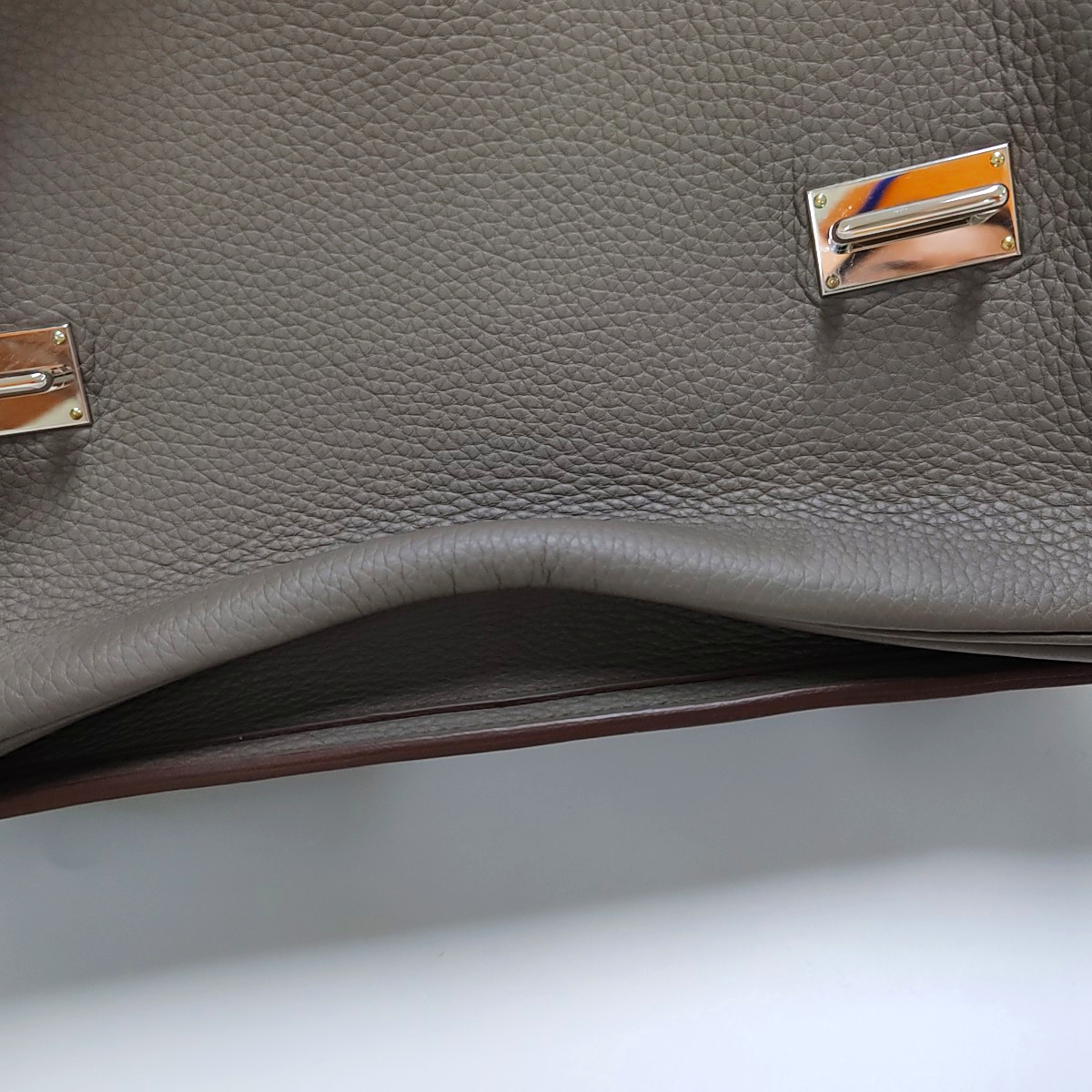 HERMÈS Steve Charcoal Grey Clemence Leather Shoulder Bag Crossbody with Silver Hardware, 🄿-(SKU)-963416776