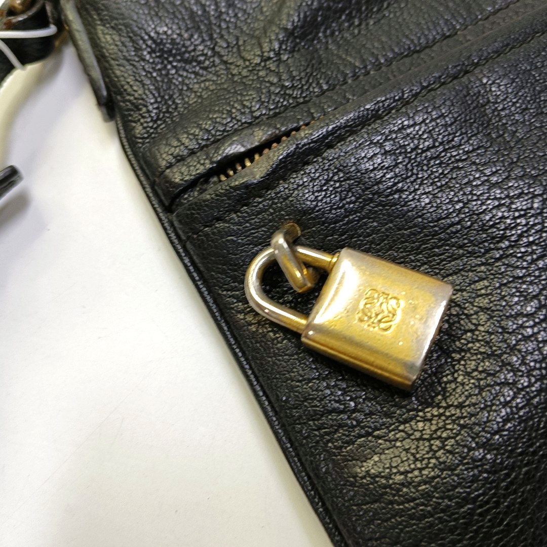 LOEWE Black Leather Crossbody Bag Single Shoulder Bag Golden hardware-(SKU)-950255613