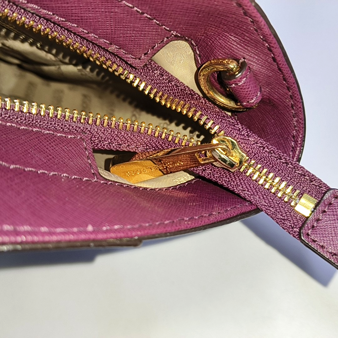 MICHAEL KORS Hamilton Fuchsia Red Calfskin Studs Single Shoulder Crossbody Bag Golden hardware Removable shoulder strap-(SKU)-939155071