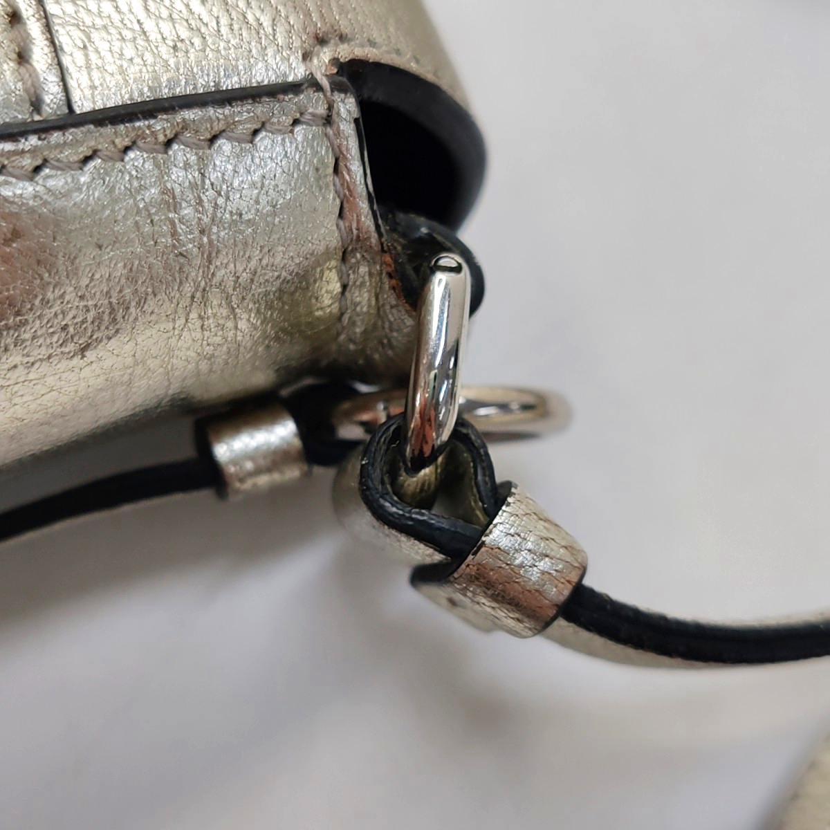 FERRAGAMO Silver Cowhide Crossbody Bag Shoulder Bag Silver Hardware-(SKU)-944296503