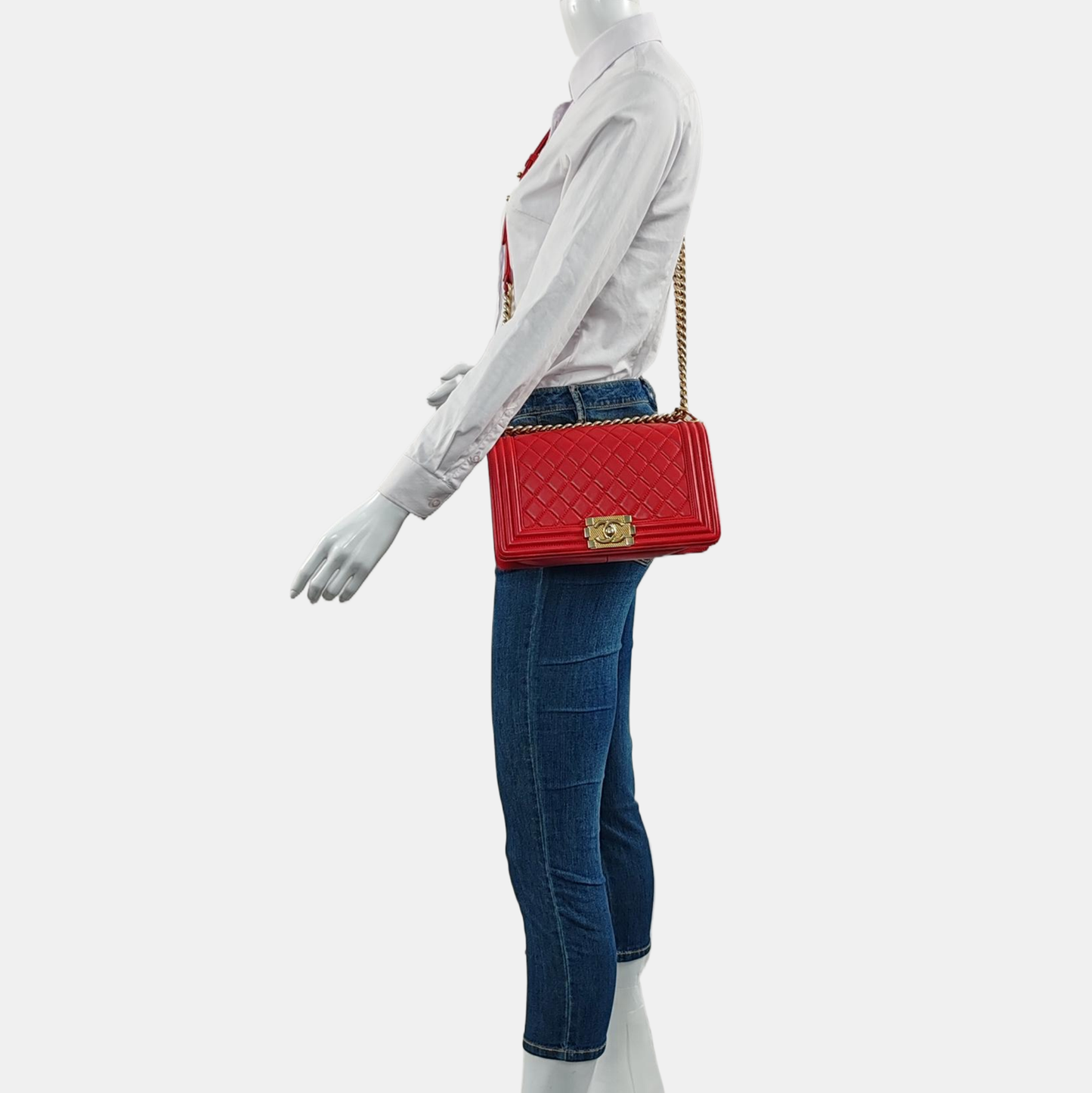 CHANEL BOY CHANEL Medium Size Red Lamb Calfskin Quilted Chevron Single Shoulder Bag Crossbody Bag Gold Hardware 23 Clasp Removable Shoulder Strap-(SKU)-964494003