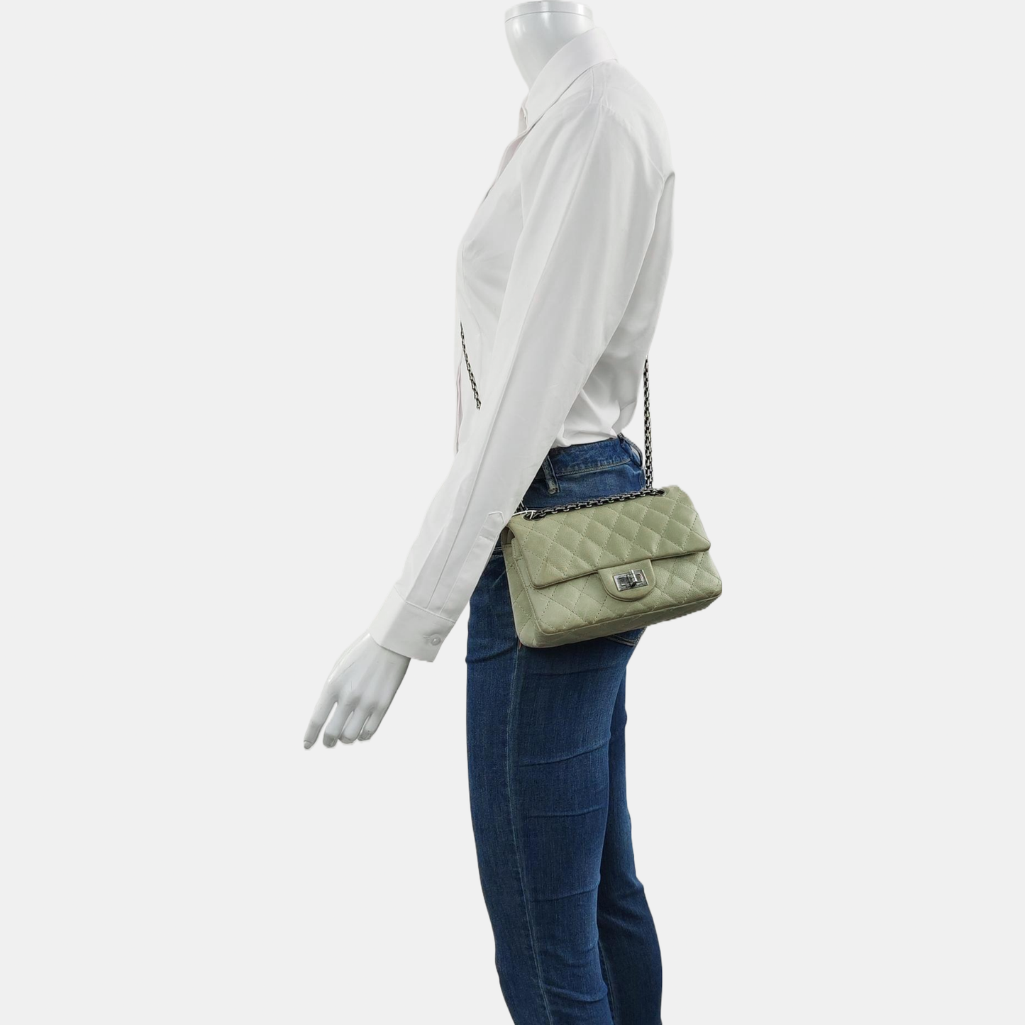 CHANEL 2.55 Green Calfskin Quilted Diamond Stitch Single Shoulder Bag Silver Hardware 17 Clasp-(SKU)-968981513