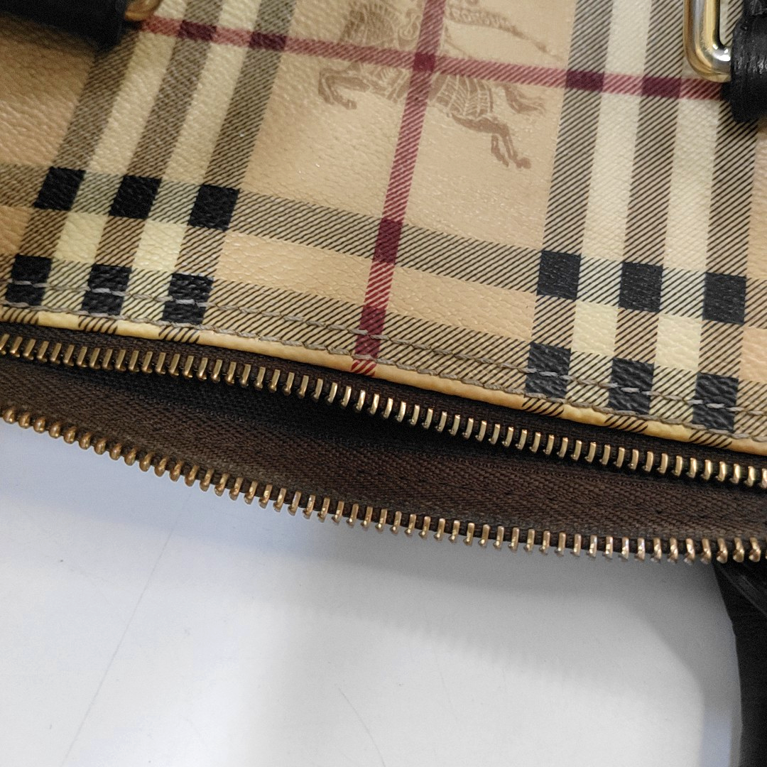BURBERRY Khaki Coated Canvas War Horse Grain Handbag Golden hardware-(SKU)-954766692