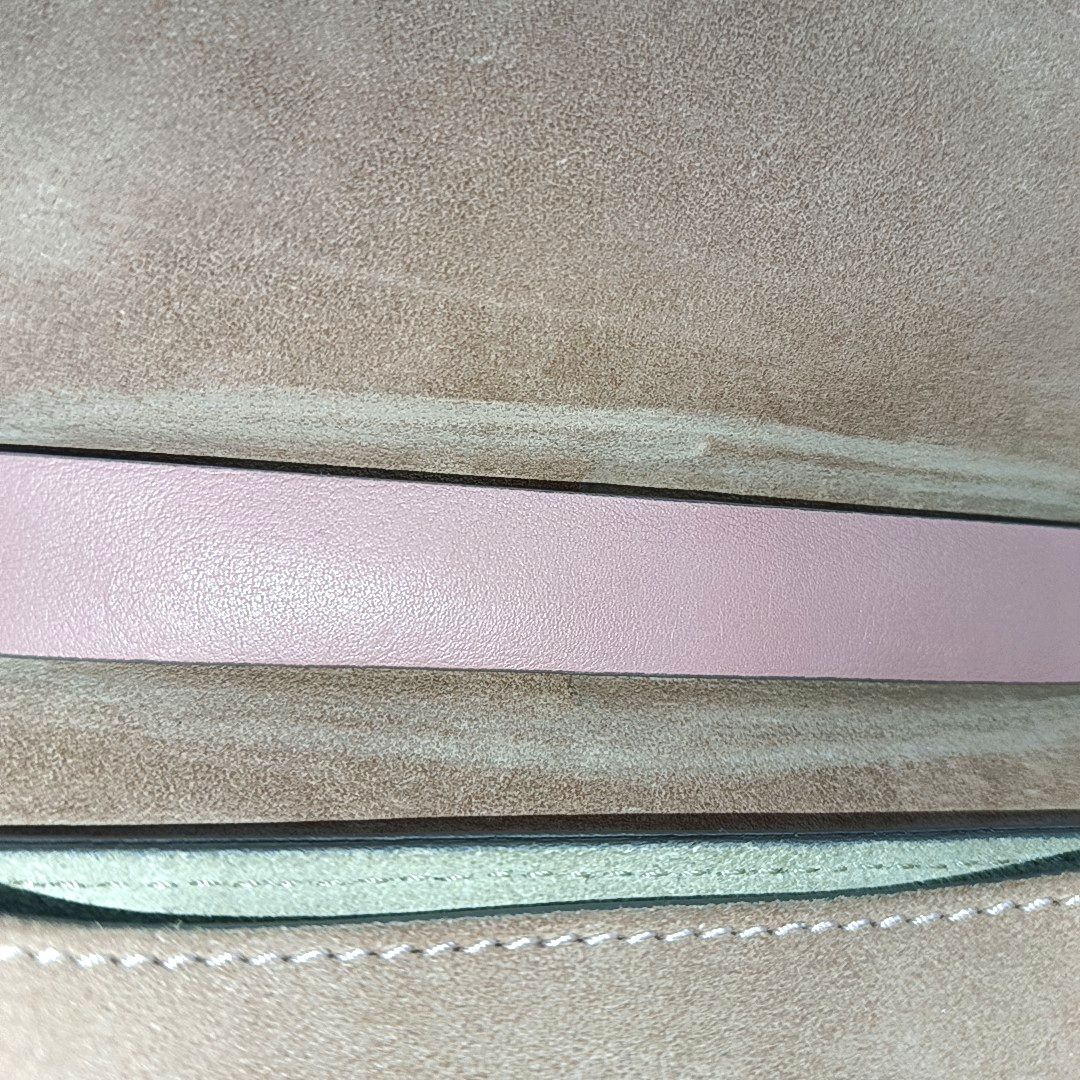 Chloé Drew Medium size Pink Suede Piggy Bank Bag Crossbody Bag Shoulder Bag Golden hardware Removable shoulder strap-(SKU)-13484103