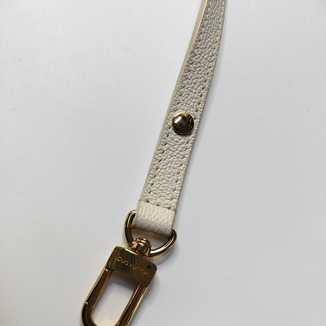 LOUIS VUITTON MÉTIS EAST WEST White Leather Monogram Embossed Messenger Bag Crossbody Tote Bag Shoulder Bag Golden Hardware Removable Shoulder Strap-(SKU)-963714224