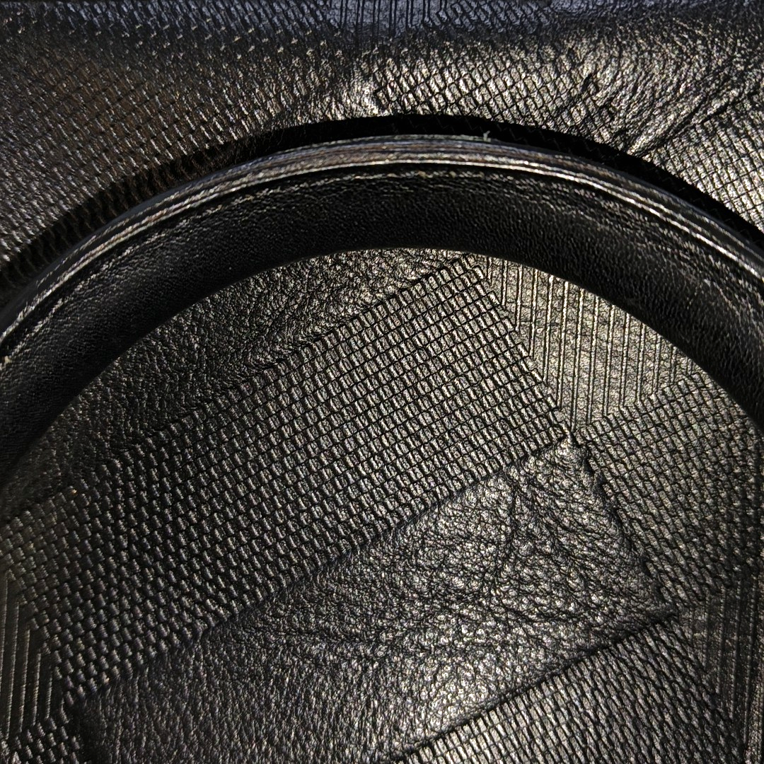 BURBERRY Tote bag Black Cowhide Embossed Single Shoulder Handbag Tote Bag Crossbody Bag Golden hardware Removable shoulder strap-(SKU)-14450075