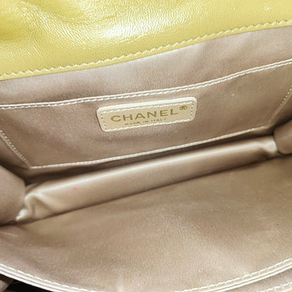 CHANEL MADISON Yellow Patent Leather Quilted Shoulder Bag, Gold Hardware, 11 Compartments-(SKU)-965813701