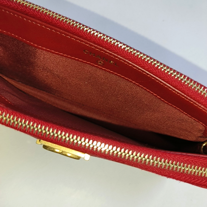 CHANEL BOY CHANEL Red Grained Calfskin Quilted Chevron Single Shoulder Bag Crossbody Bag Gold Hardware 28 Clasp Removable Shoulder Strap-(SKU)-954854363