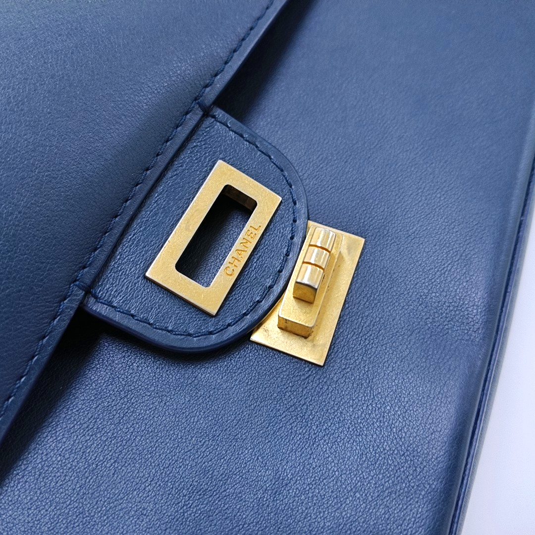 CHANEL 2.55 Deep Blue Calf Leather Single Shoulder Bag Crossbody Bag Golden Hardware 26 Openings-(SKU)-954526638