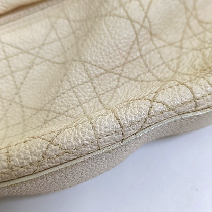 DIOR Tote bag White cowhide waffle pattern quilted single shoulder bag Golden hardware-(SKU)-957417098