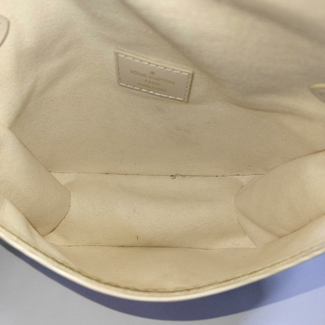 LOUIS VUITTON SAUMUR Small Beige EPI Leather Water Ripple Gemini Crossbody Bag Shoulder Bag Tote Bag Adjustable Strap Golden Hardware 2 Removable Shoulder Straps-(SKU)-961615431