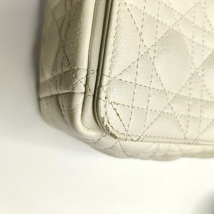 DIOR Dior Caro Medium White Calfskin Quilted Shoulder Bag with Gold Hardware-(SKU)-969148455