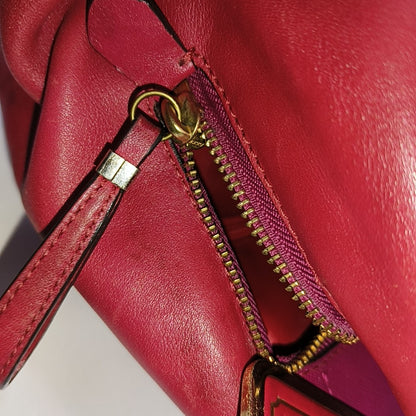 COACH Hot Pink Leather Shoulder, Handbag, and Crossbody Bag Golden hardware-(SKU)-930591818