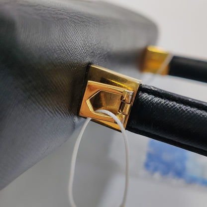 FERRAGAMO Kelly Black leather handbag Golden hardware-(SKU)-943448545
