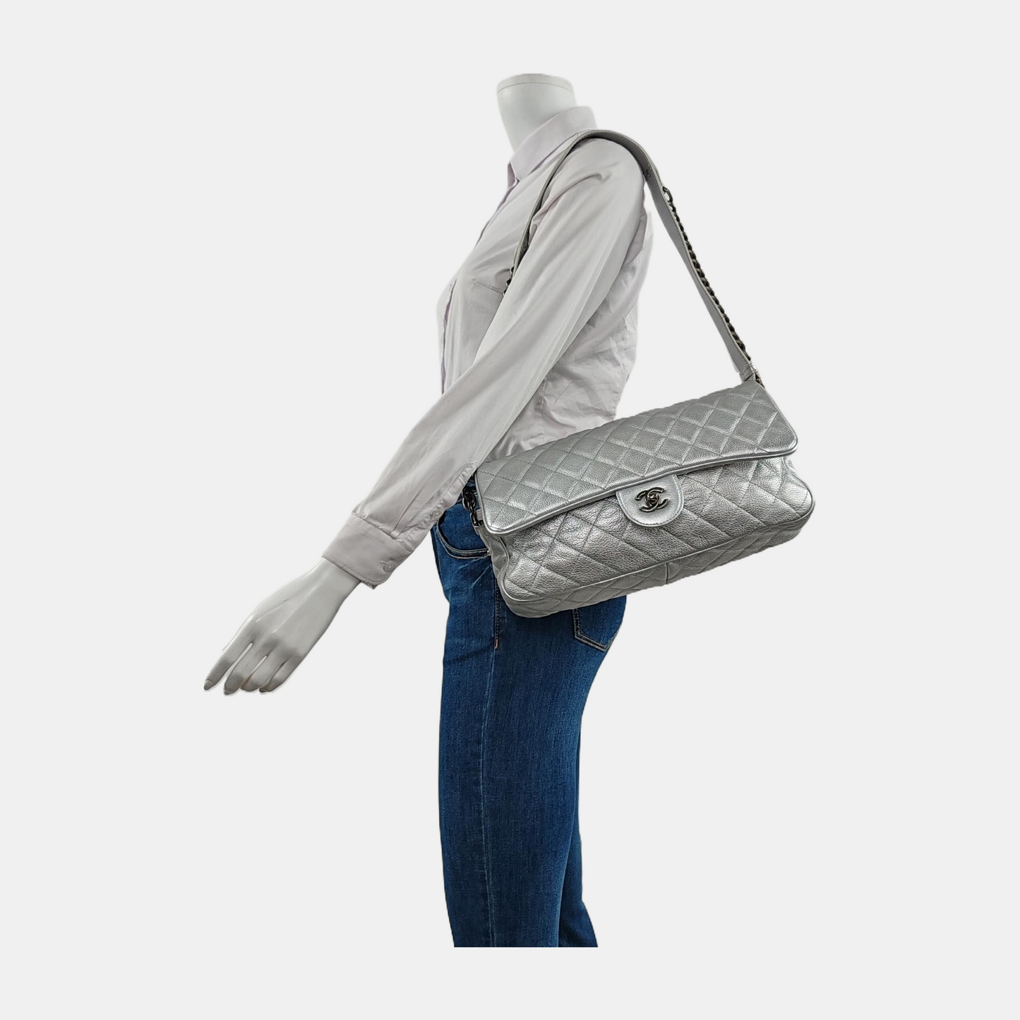 CHANEL CLASSIC FLAP Silver Calfskin Quilted Shoulder Bag with Palladium Hardware, 22 compartments-(SKU)-946659877