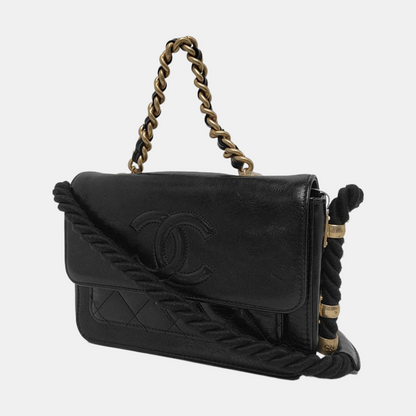 CHANEL EN VOGUE Black LambSkin Quilted Shoulder Bag Handbag with Gold Hardware, 27 Clasp-(SKU)-947279810