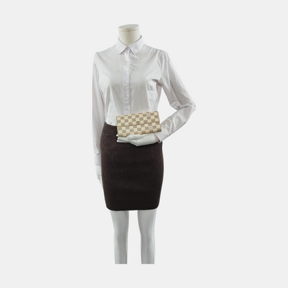 LOUIS VUITTON PORTE MONNAIE White Coated Canvas Checkered Wallet Golden hardware-(SKU)-952912315