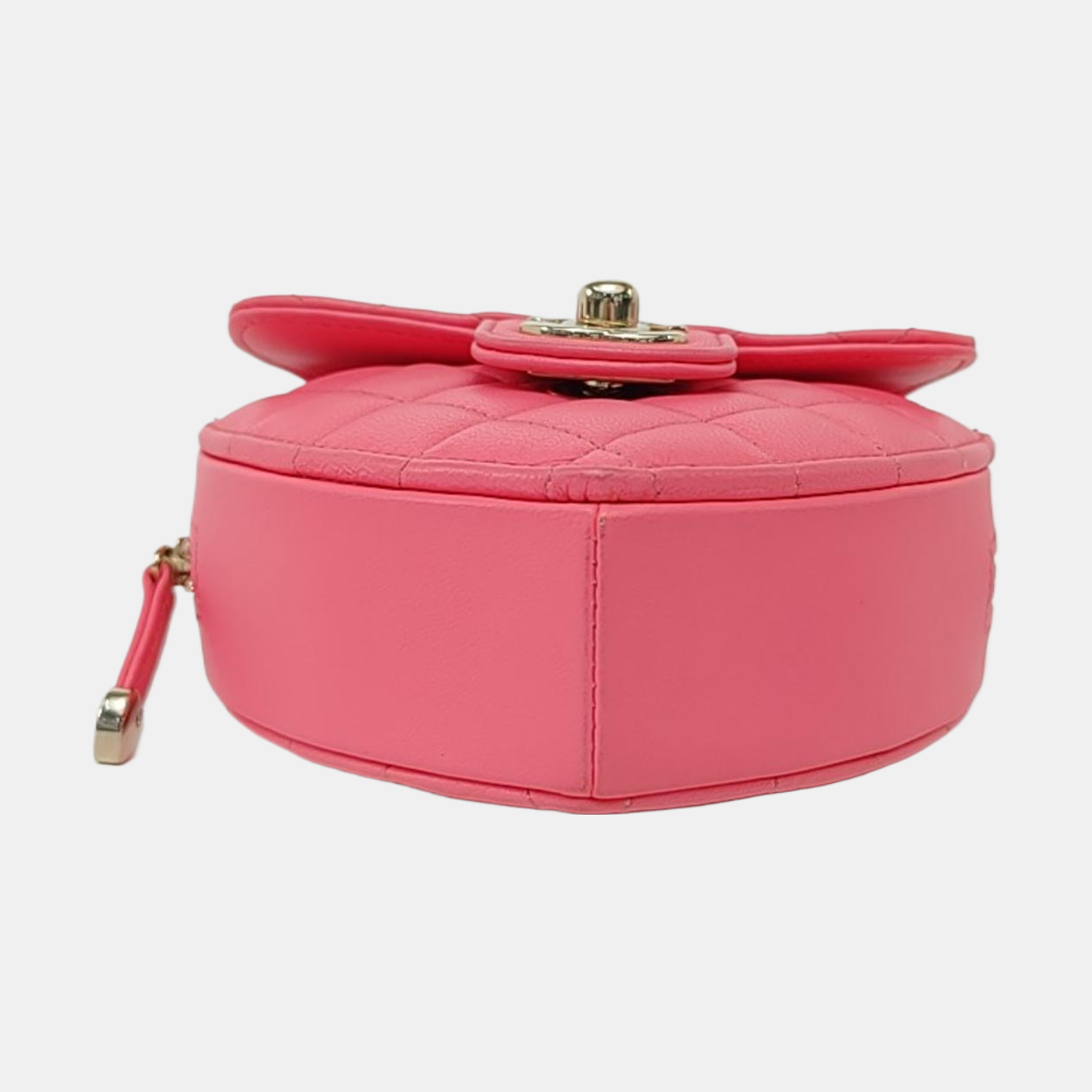 CHANEL HEART Pink Calfskin Quilted Shoulder Bag Crossbody Bag with Gold Hardware, 32 Clasp-(SKU)-953114466