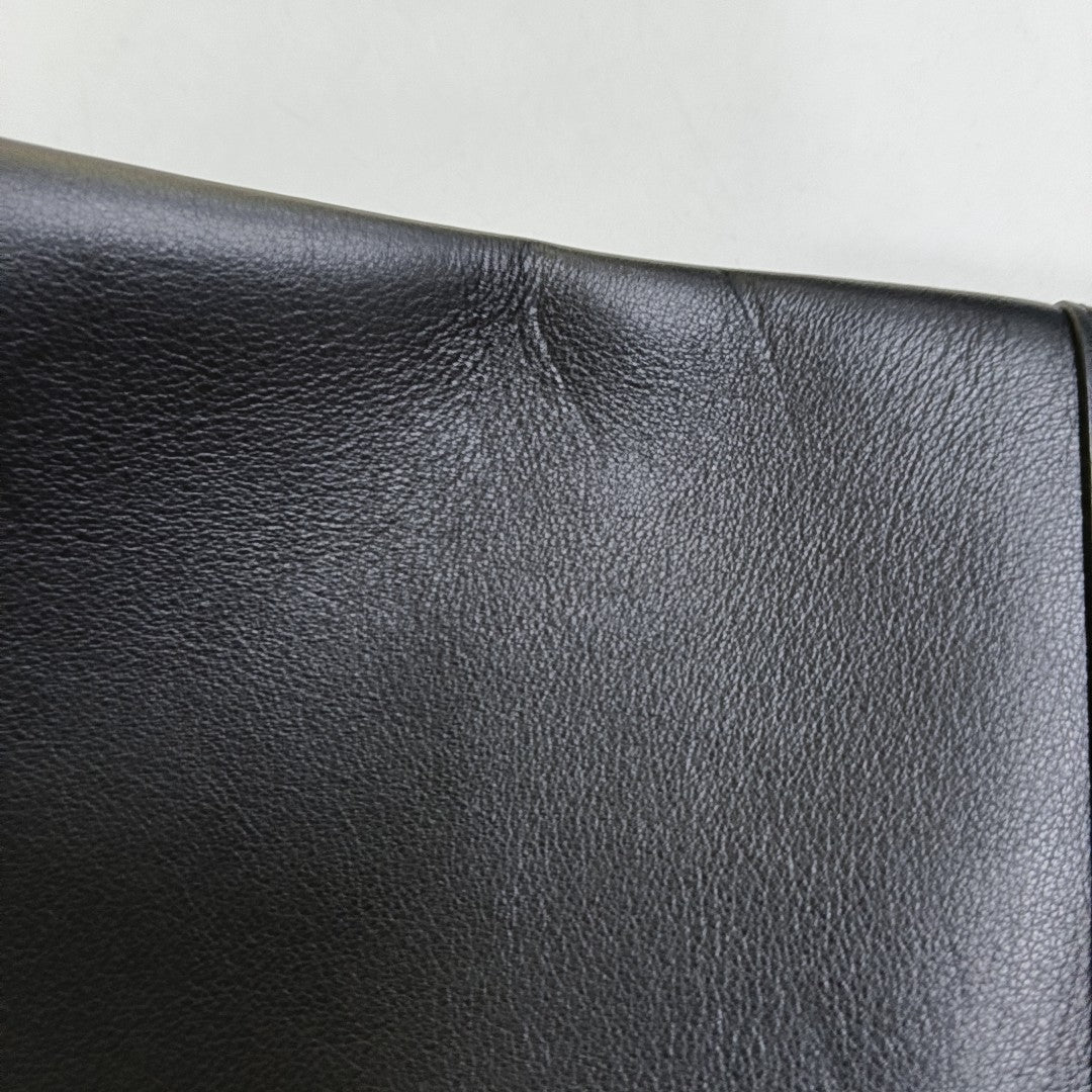 Alexander McQUEEN mini Black cowhide embossed clutch bag Golden hardware-(SKU)-954708268