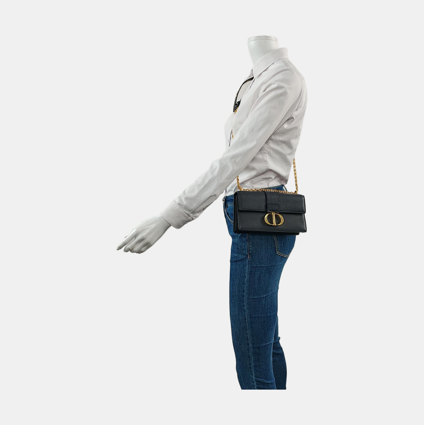 DIOR 30 Montaigne East-West Black Leather Montaigne Bag with Gold Hardware and Detachable Strap-(SKU)-957272257