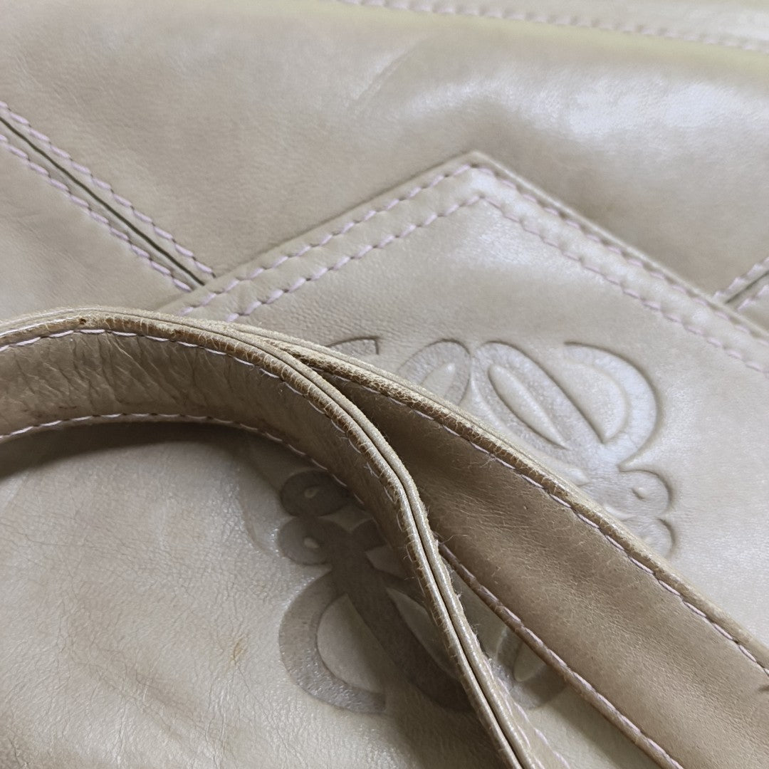 LOEWE Khaki Lambkin Embossed Handbag Silver Hardware-(SKU)-958006542