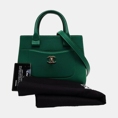 CHANEL NEO EXECUTIVE Green Calfskin Shoulder Bag Tote Backpack with Detachable Strap Silver Hardware 23 Compartments-(SKU)-958649372