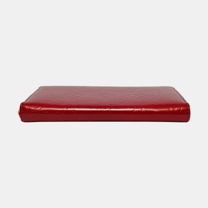 LOUIS VUITTON Red patent leather embossed wallet Golden hardware-(SKU)-959605154