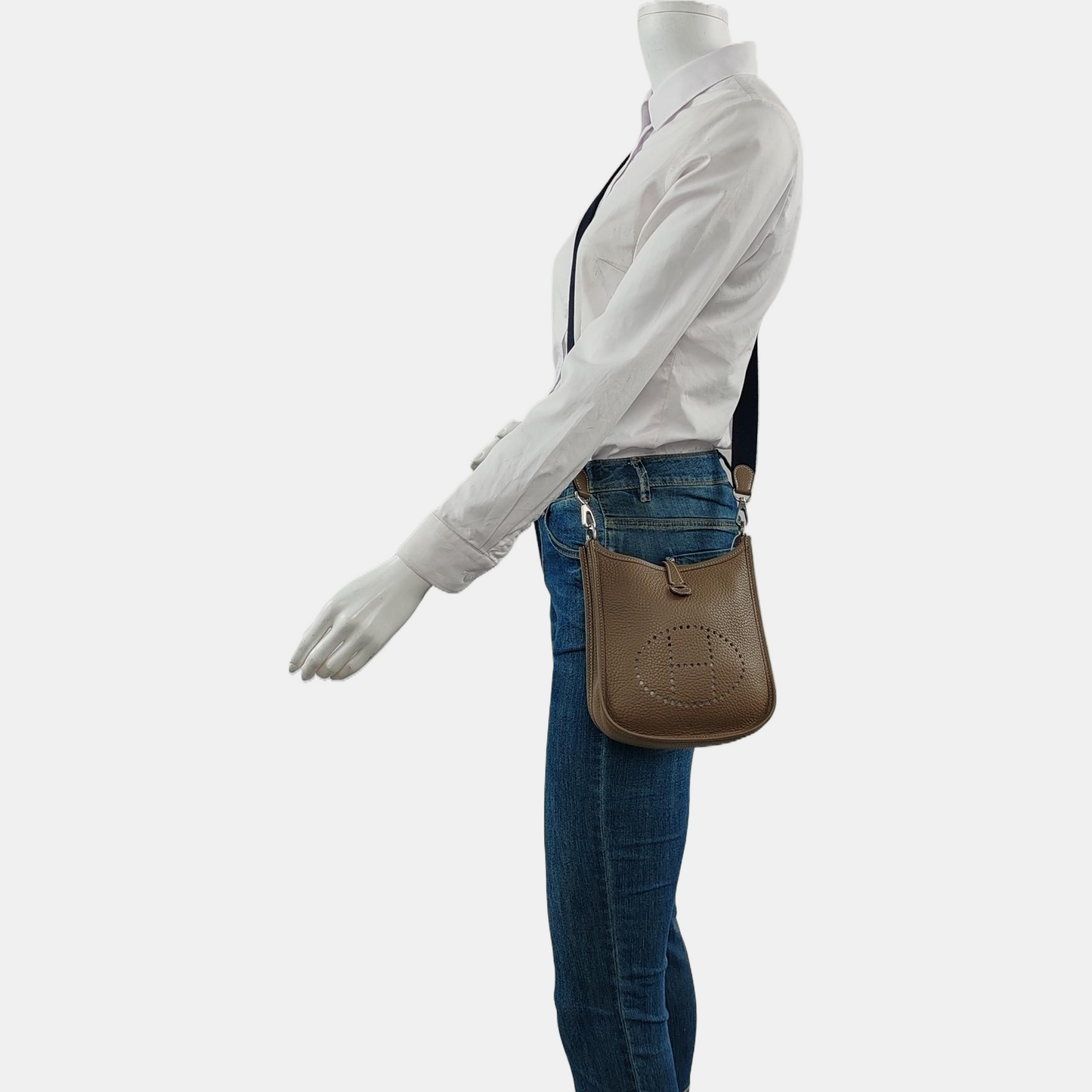 HERMÈS Evelyne TPM elephant grey Clemence leather perforated Evelyne crossbody bag shoulder bag removable shoulder strap-(SKU)-960329807