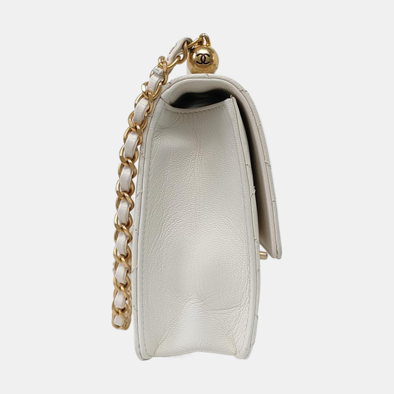 CHANEL CLASSIC VERTICAL PEARL White Lamb Leather Quilted Crossbody Bag Single Shoulder Bag Detachable Strap-(SKU)-960511595