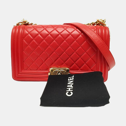 CHANEL BOY CHANEL Medium Size Red Lamb Calfskin Quilted Chevron Single Shoulder Bag Crossbody Bag Gold Hardware 23 Clasp Removable Shoulder Strap-(SKU)-964494003