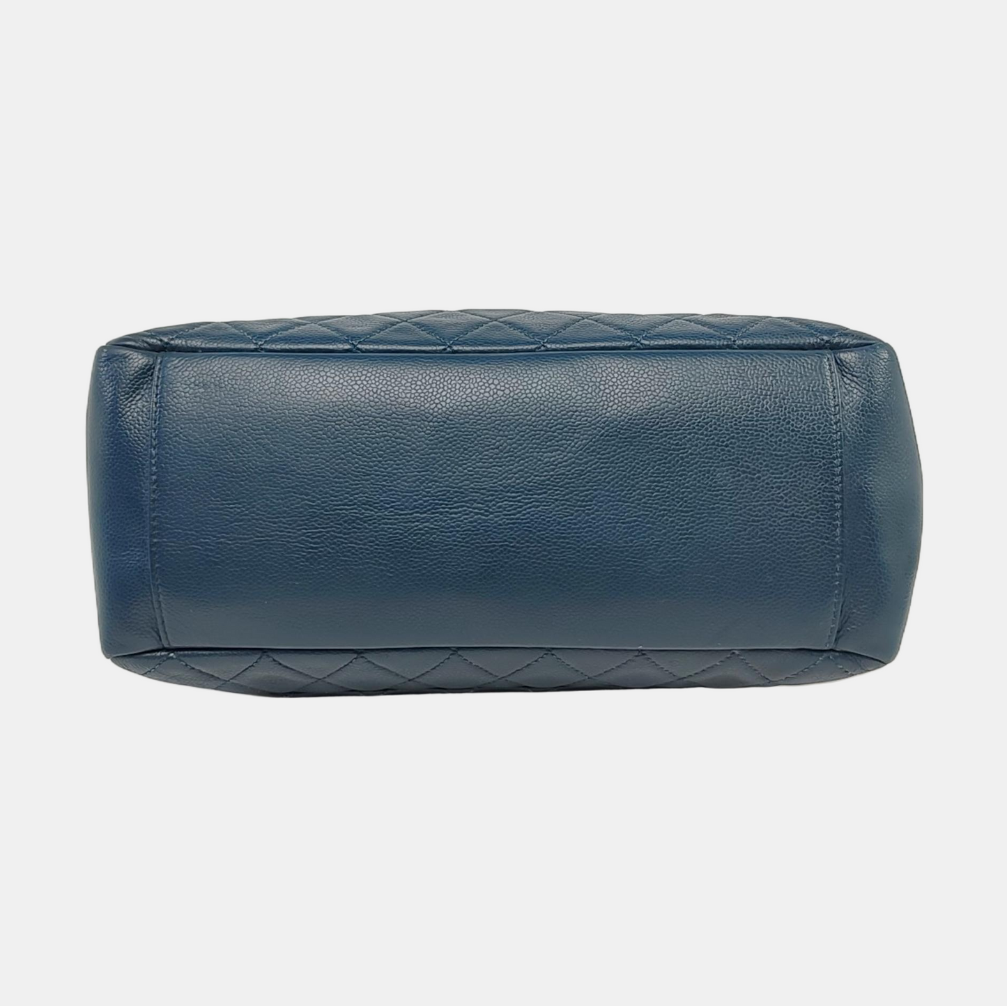 CHANEL CHANEL GST Large Blue Calfskin Quilted Matelassé Shoulder Bag Silver Hardware 17 Clasp-(SKU)-966451937