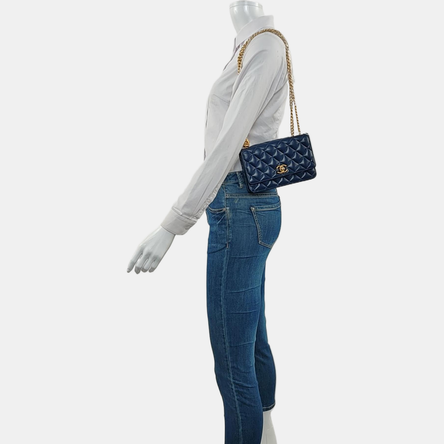 CHANEL 24B Dark Blue Lamb Skin Diamond Quilted Shoulder Bag Crossbody Bag Golden Hardware-(SKU)-965304712