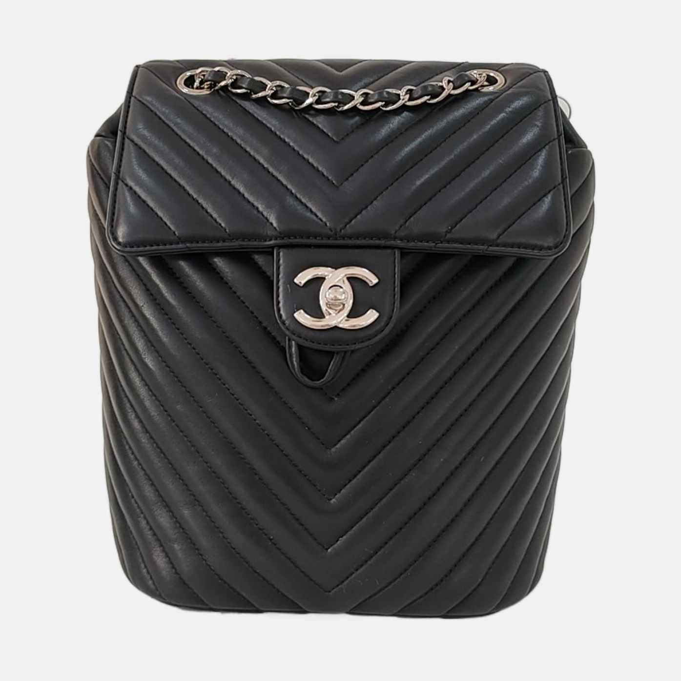 CHANEL URBAN SPIRIT Small Black Calfskin V-Shape Backpack with Silver Hardware, 22 compartments-(SKU)-967953802