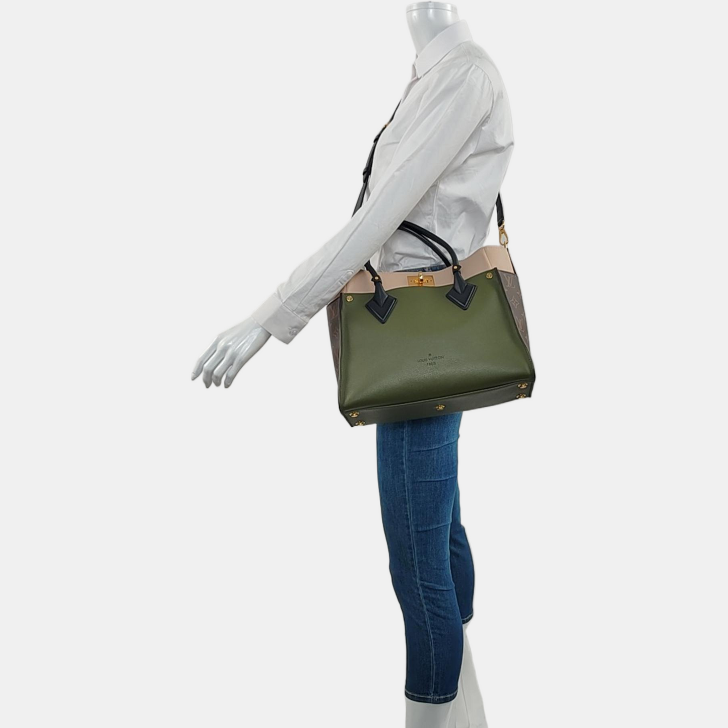 LOUIS VUITTON ON MY SIDE Medium Size Green Calfskin Monogram Single Shoulder Bag Handbag Gold Hardware Removable Shoulder Strap-(SKU)-968040035