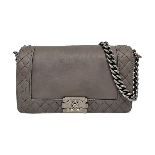 CHANEL BOY CHANEL Medium Dark Gray Lambskin Quilted Shoulder Bag with Chain Strap, Palladium Hardware, 18 Flap, Removable Shoulder Strap-(SKU)-968656681