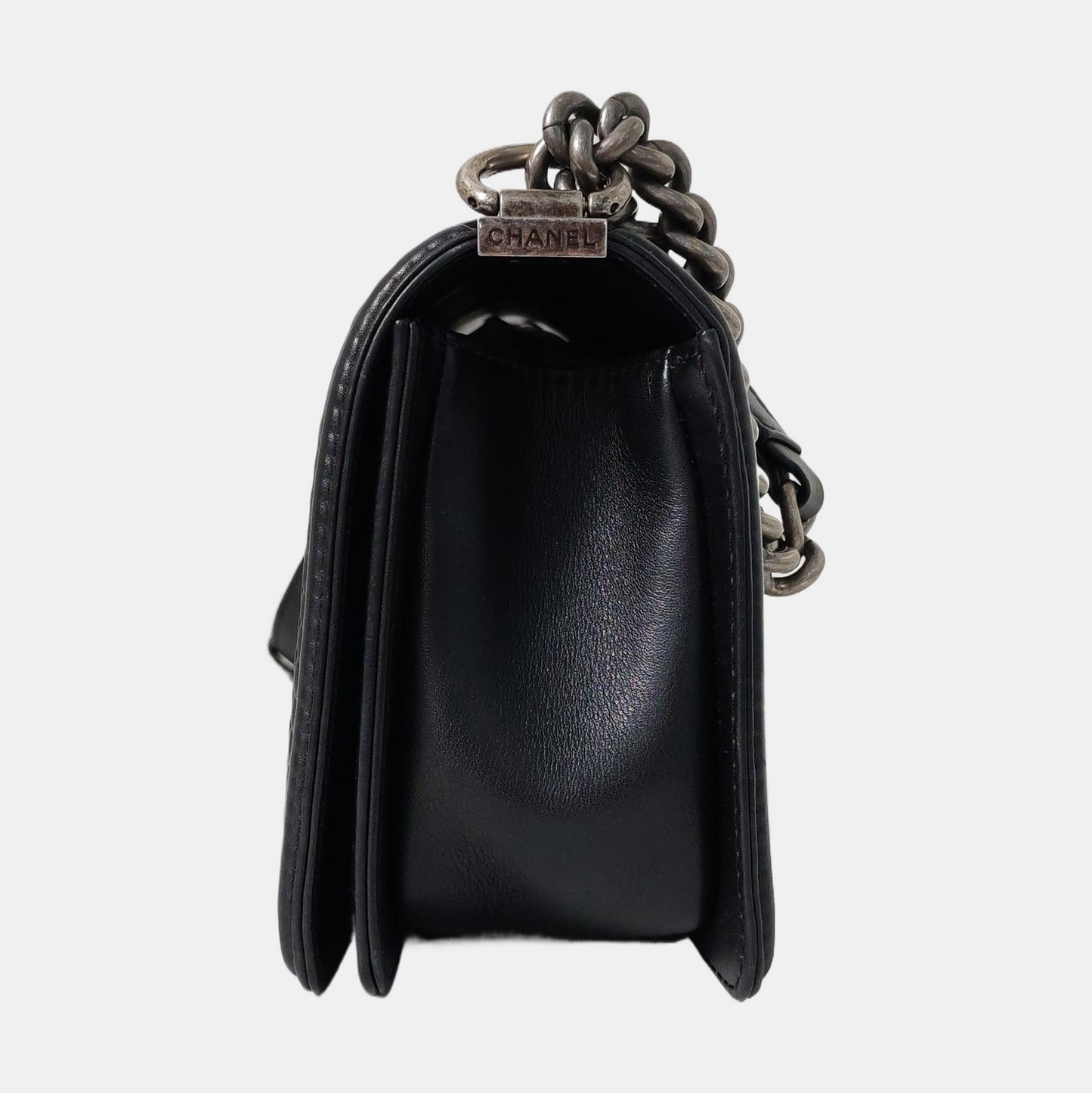CHANEL BOY CHANEL Black Leather Quilted V-Stitch Crossbody Bag Rhodium Hardware 23 Openings Removable Strap-(SKU)-968641793