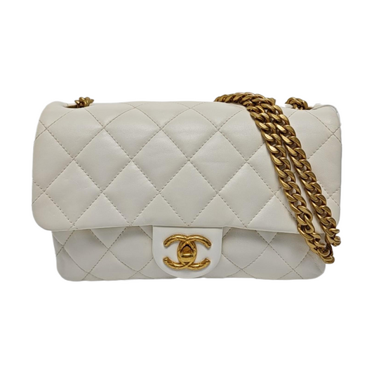 CHANEL CLASSIC FLAP white lambskin quilted diamond pattern crossbody bag shoulder bag gold hardware-(SKU)-969982719