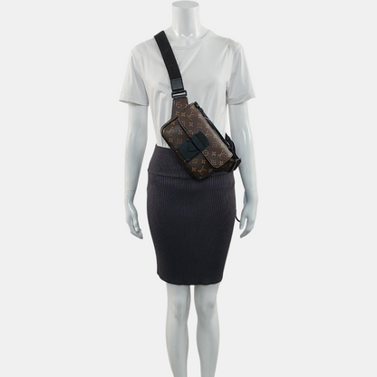 LOUIS VUITTON S LOCK Brown Coated Canvas Monogram Waist Bag with Black Hardware-(SKU)-970661468