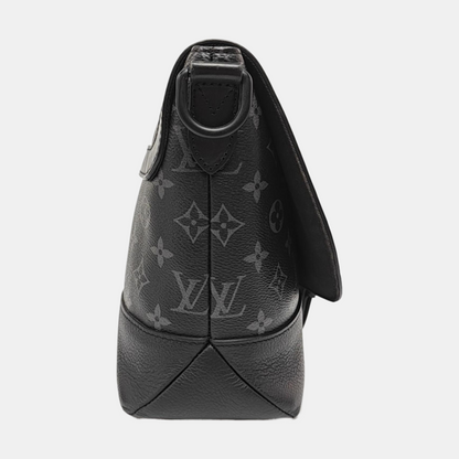 LOUIS VUITTON SAUMUR Black Coated Canvas Monogram Messenger Bag, Single Shoulder Bag, Crossbody Bag, Handbag, Black Hardware, Detachable Shoulder Strap, Accessories Included-(SKU)-971022749