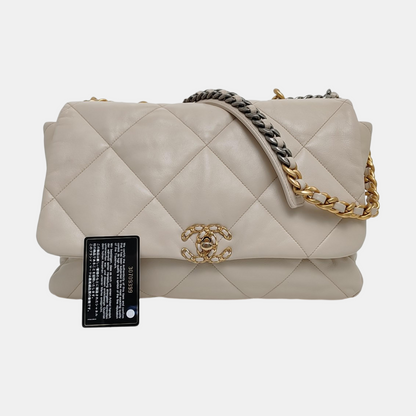 CHANEL CHANEL 19 Maxi Super Large White Lamb Skin Quilted Shoulder Bag Tote Bag Crossbody Golden Silver Ruthenium Hardware 30cm-(SKU)-971521605