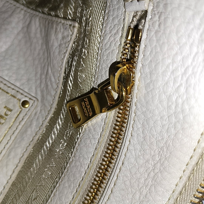 PRADA Tote bag White Cowhide Single Shoulder Handbag Crossbody Bag Golden hardware Removable shoulder strap-(SKU)-942033423
