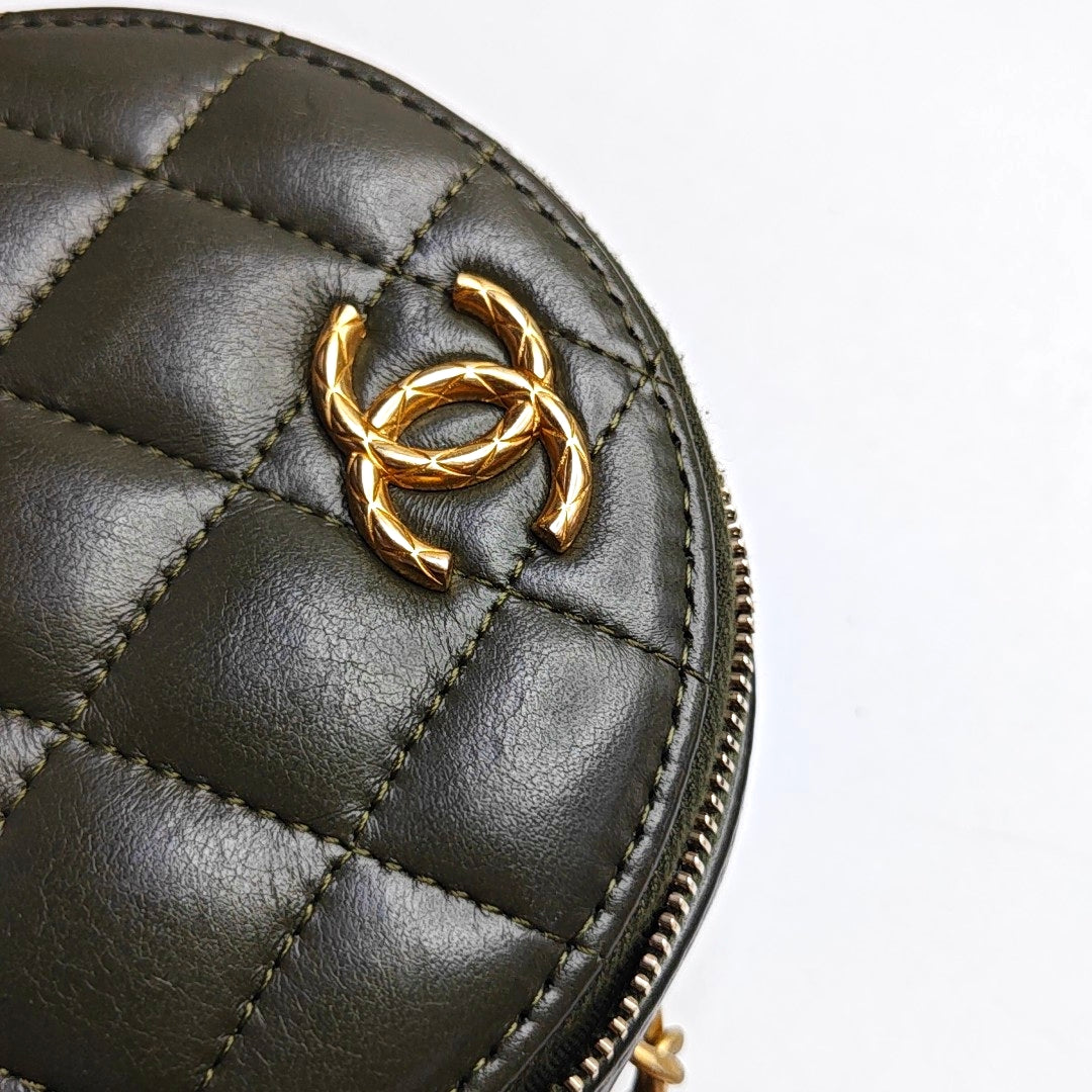 CHANEL CHANEL 19 Dark Green Lamb Skin Quilted Shoulder Bag, Handbag, Crossbody Bag with Gold Hardware-(SKU)-966830249