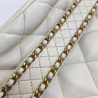 CHANEL DRAWSTRING Large White Lamb Leather Quilted Shoulder Bag with Removable Strap-(SKU)-963594078