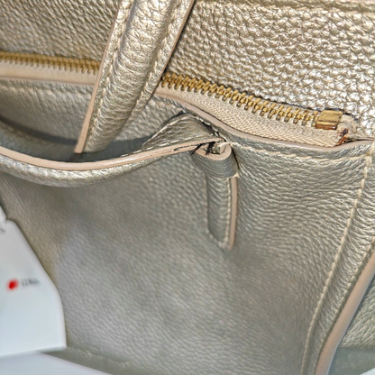 FERRAGAMO Amy Grey Leather Embossed Shoulder Bag Handbag Crossbody Golden hardware Removable shoulder strap-(SKU)-938858716