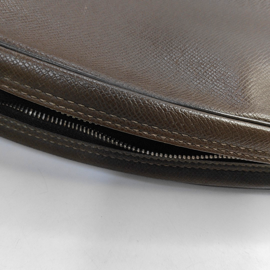 LOUIS VUITTON Large size Brown Leather Handbag Silver Hardware-(SKU)-958155745
